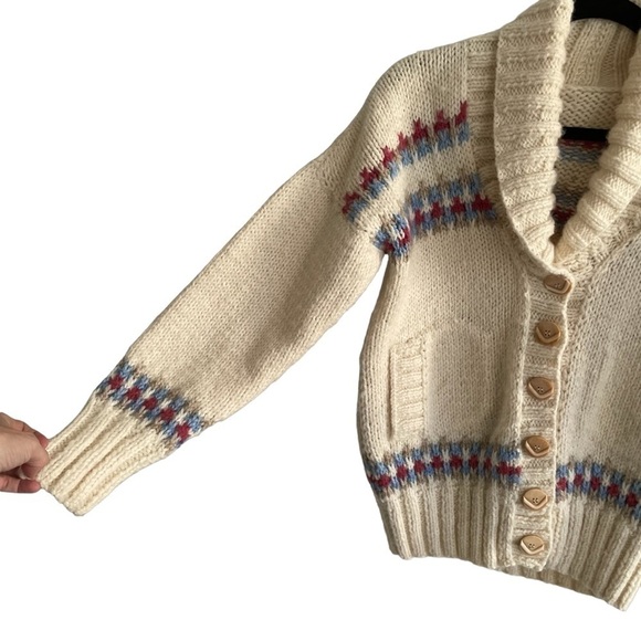 HAND KNIT Wool Chunky Knit Button Front Cardigan Sweater Cream Blue L - Picture 3 of 7